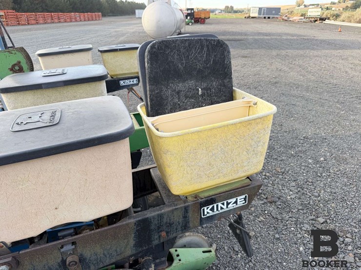 almaco-ak4rpp-corn-planter-image-21