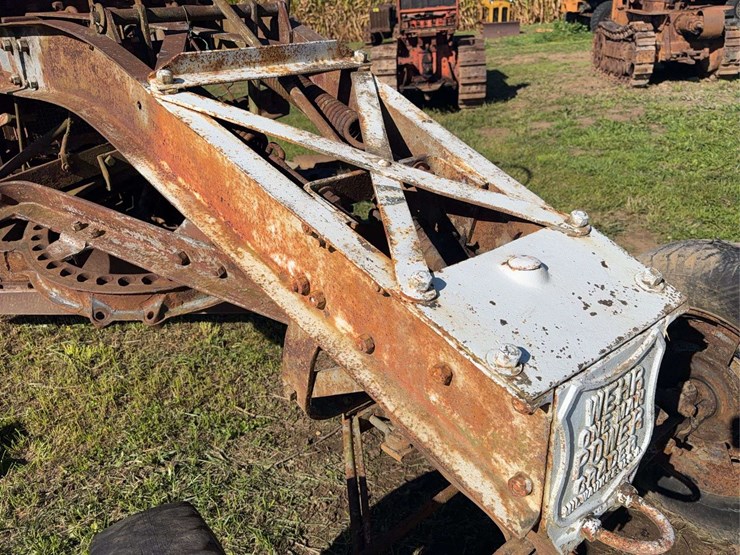 fordson-trackson-road-grader-image-37