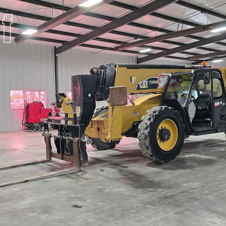 2018 CATERPILLAR TL1055D