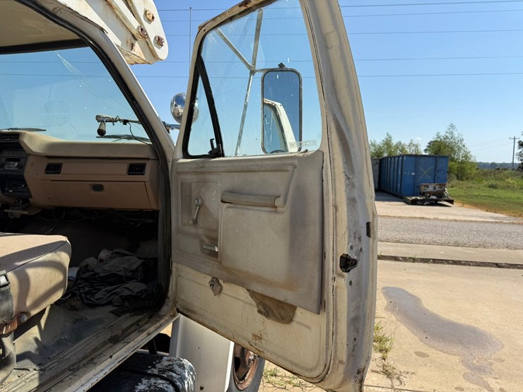 #54866-•-1984-ford-f-600-36'-single-cab-s/a-bucket-truck-1fdnk64n7eva14542-inv#54866-image-41