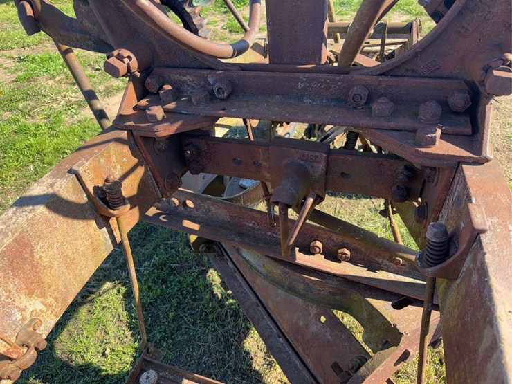 fordson-trackson-road-grader-image-45