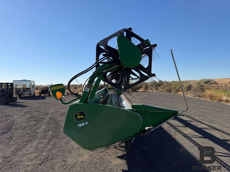 2009-john-deere-630r-platform-header-image-4