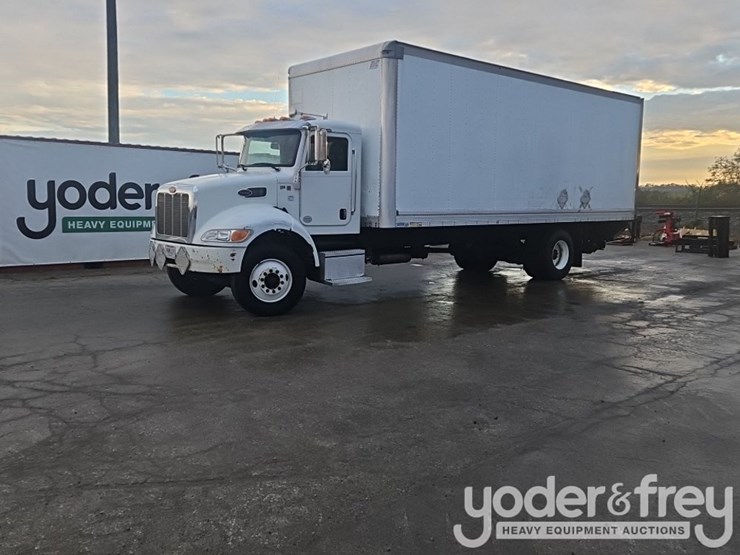 2016-peterbilt-337-image-1