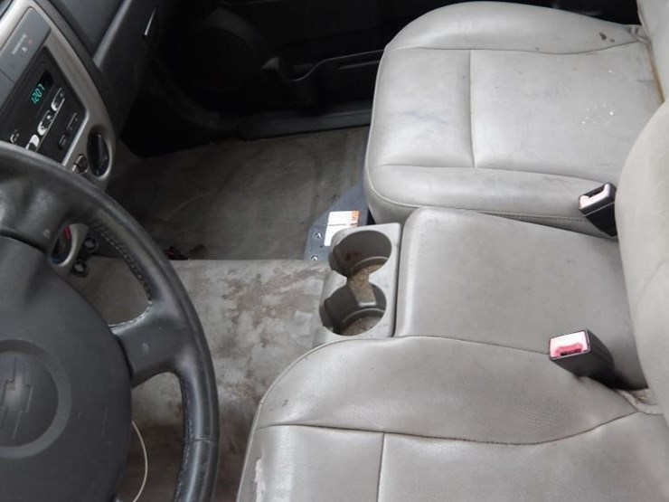 2011-chevrolet-colorado-image-17