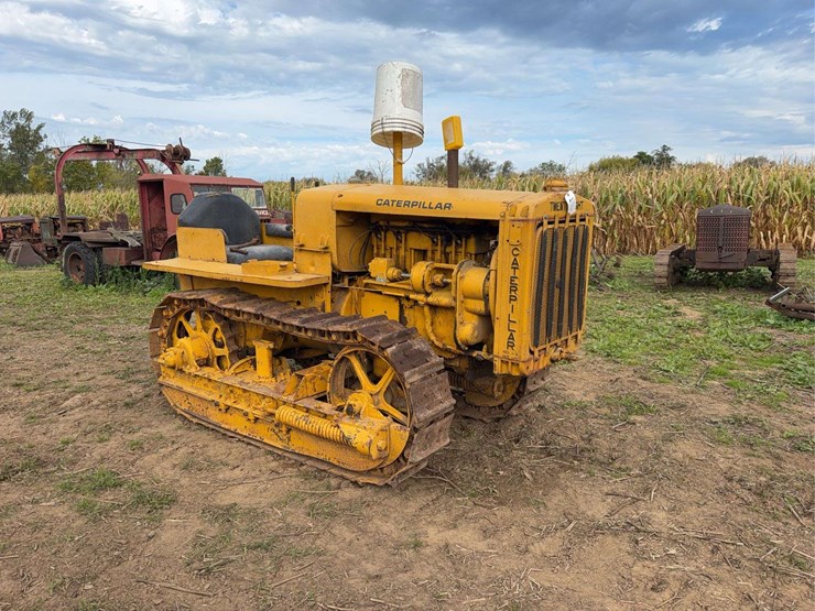caterpillar-twenty-eight-image-1