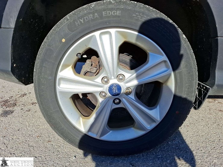 2016-ford-escape-se-4wd-image-18