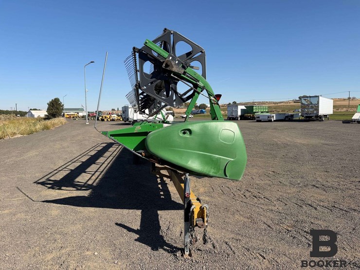 2011-john-deere-630r-platform-header-image-7