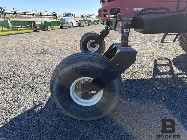 2016-macdon-m155e4-windrower-image-48