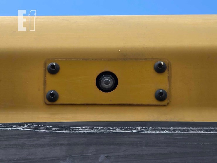 2018-caterpillar-320gc-image-32
