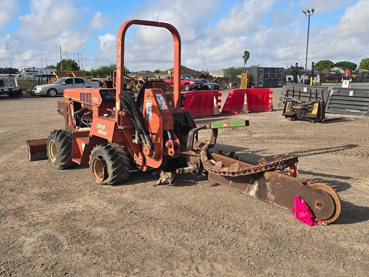 1999-ditch-witch-3700dd-image-4