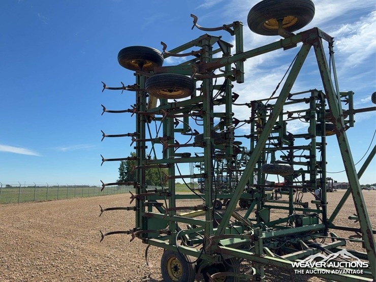 john-deere-60-image-18