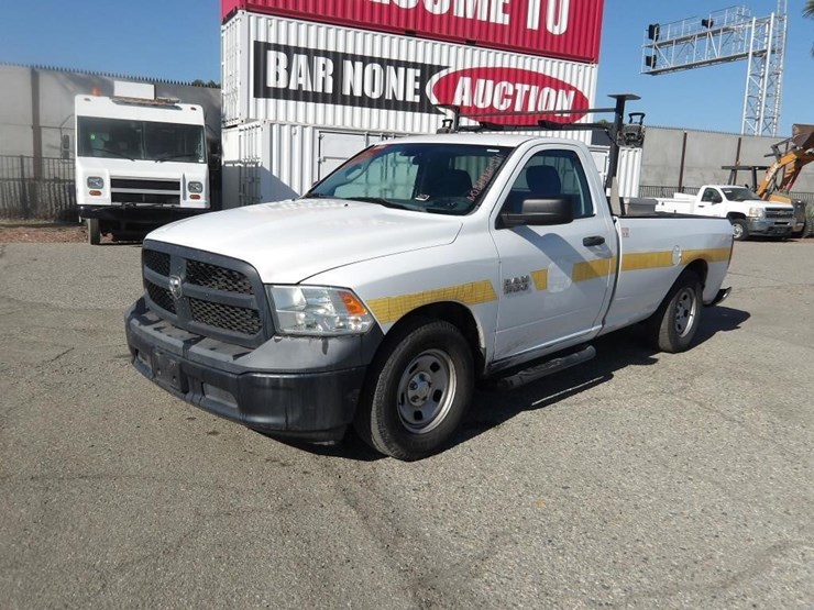 2015-dodge-ram-1500-image-2