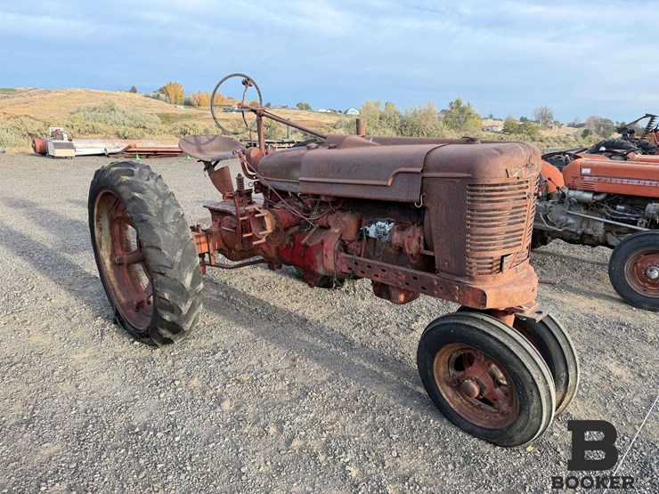 farmall-model-h-tractor---non-running-image-5