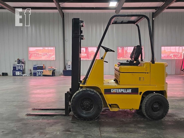 caterpillar-forklift-3681-image-5