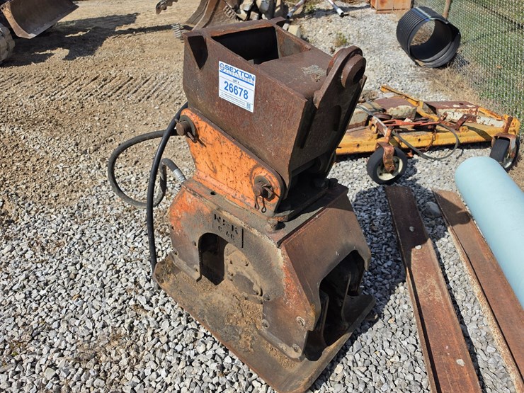 #26678-•-npk-excavator-tamper-image-4
