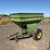 john-deere-301-fertilizer-spreader-image-1