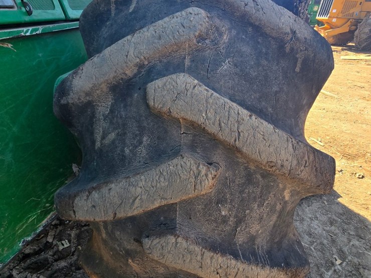 2019-john-deere-6-image-110