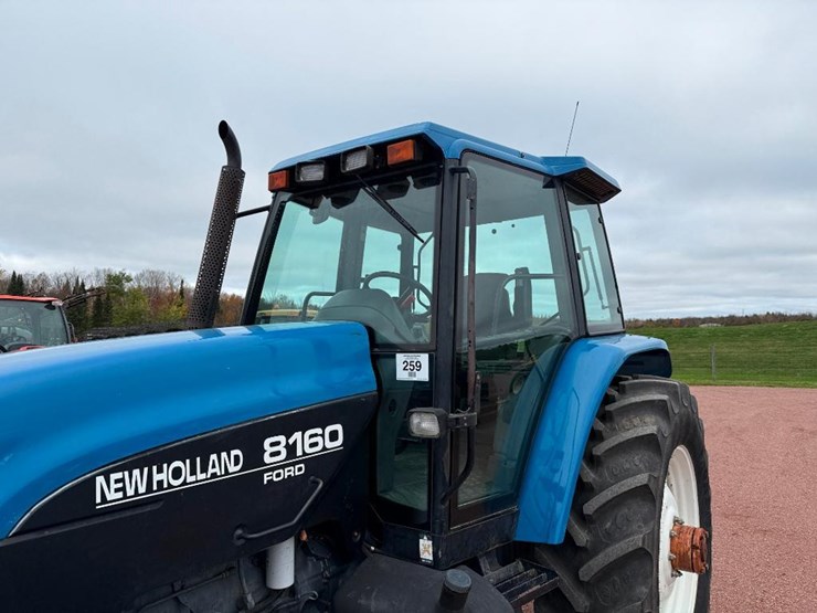 new-holland-8160-image-16