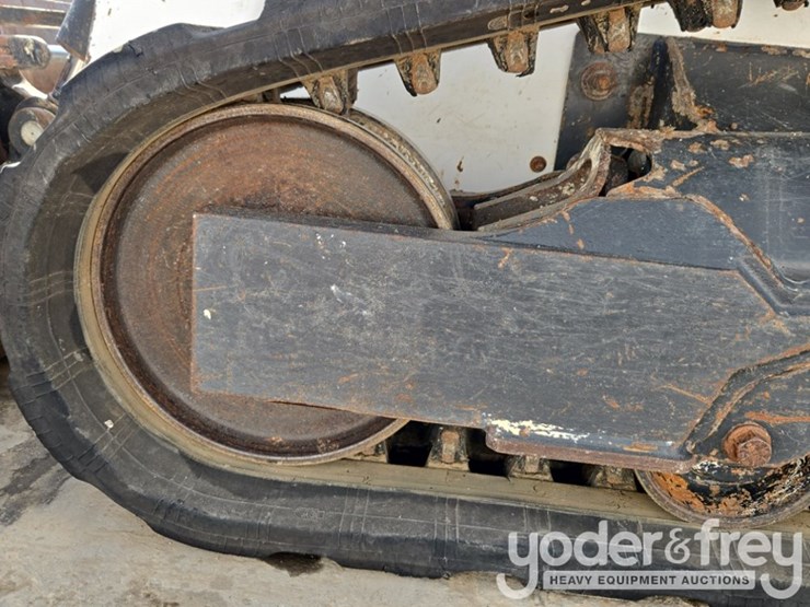 2021-bobcat-t66-image-12