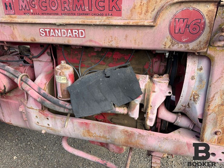 1951-ih-mccormick-w6-tractor---non-running-image-9