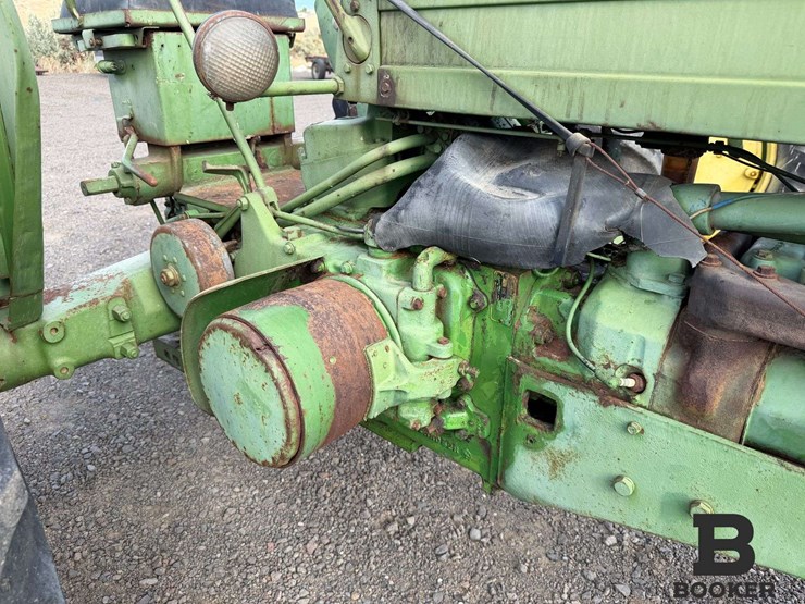 1956-john-deere-50-tractor---non-running-image-12