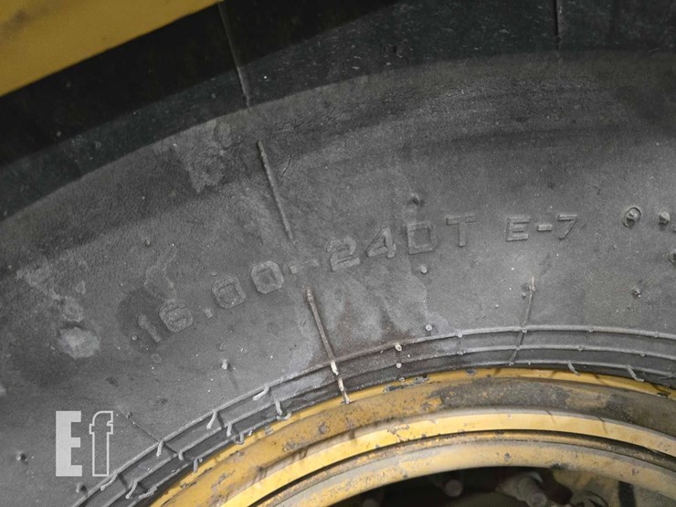 2016-caterpillar-ap-600f-image-29