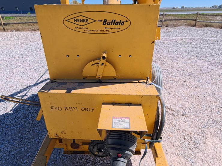 #1025-•-2006-henke-buffalo-1254-roller-mill-image-11