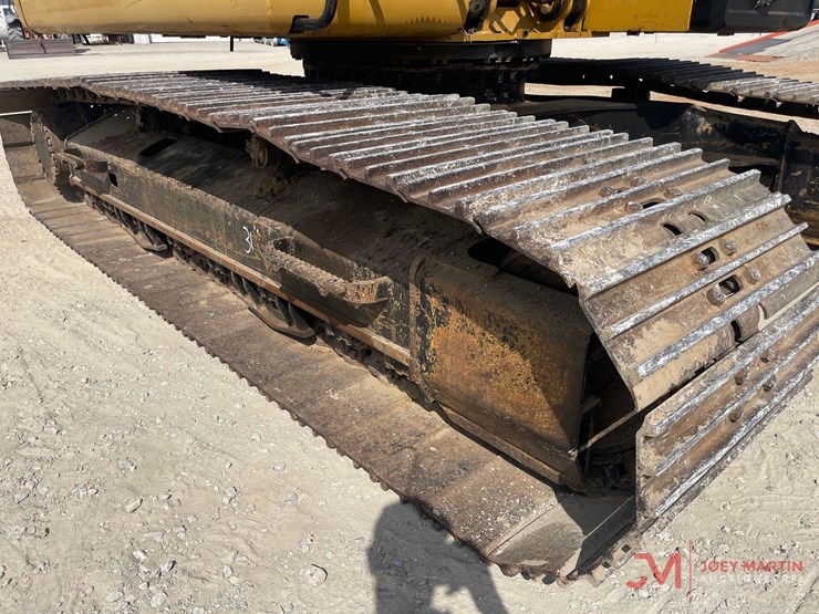 2013-caterpillar-320el-image-10