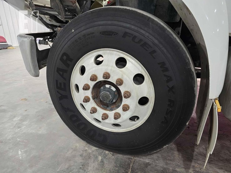 2015-ford-f750-xl-sd-image-25