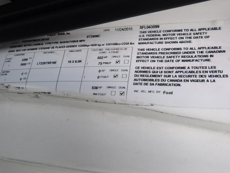 2016-ford-e450-image-26