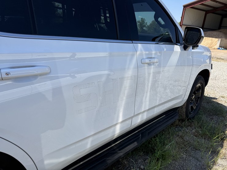 2021-chevrolet-tahoe-image-15