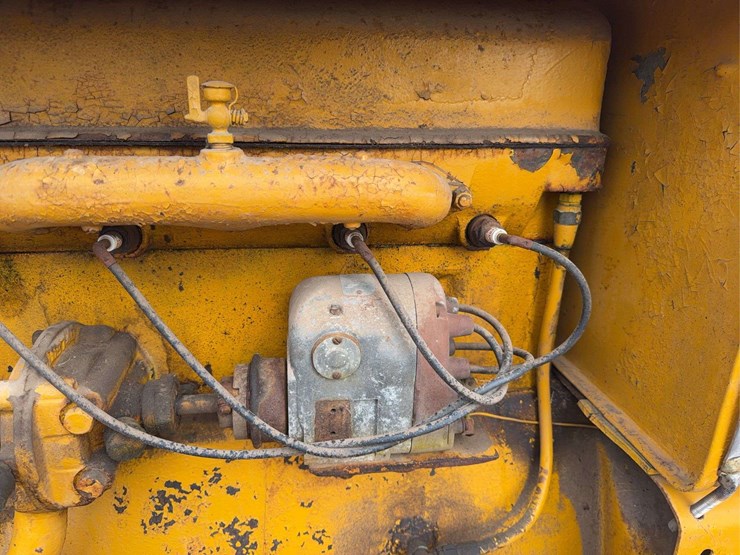 caterpillar-2-ton-image-46