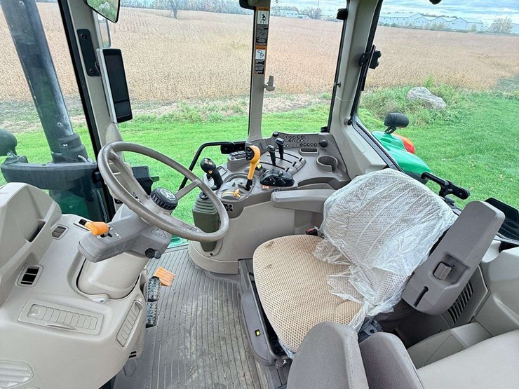 2021-john-deere-6130m-image-8