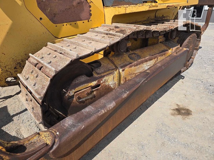 2008-deere-750j-image-26