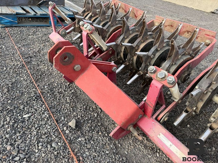toro-687-3pt-aerator---city-of-richland-surplus-image-7