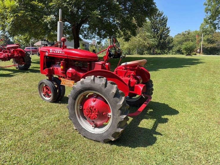 1945-farmall-b-image-3