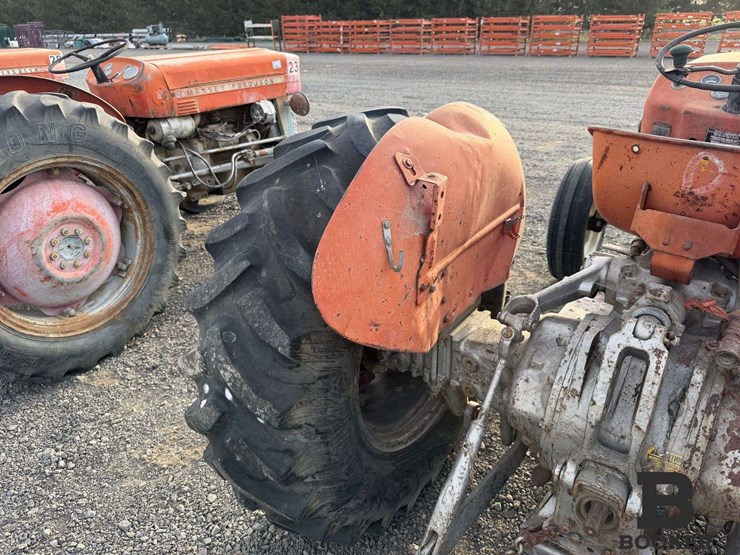 1972-massey-ferguson-135-tractor---non-running-image-16