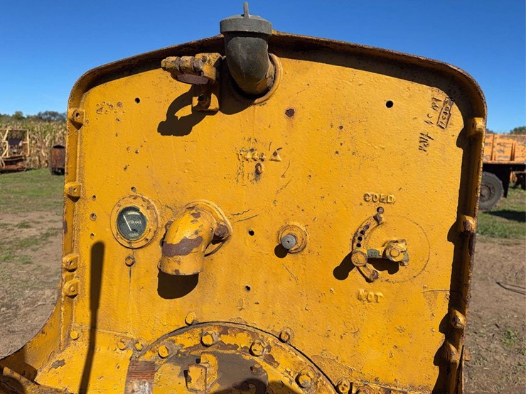 caterpillar-ten-high-clear-image-21