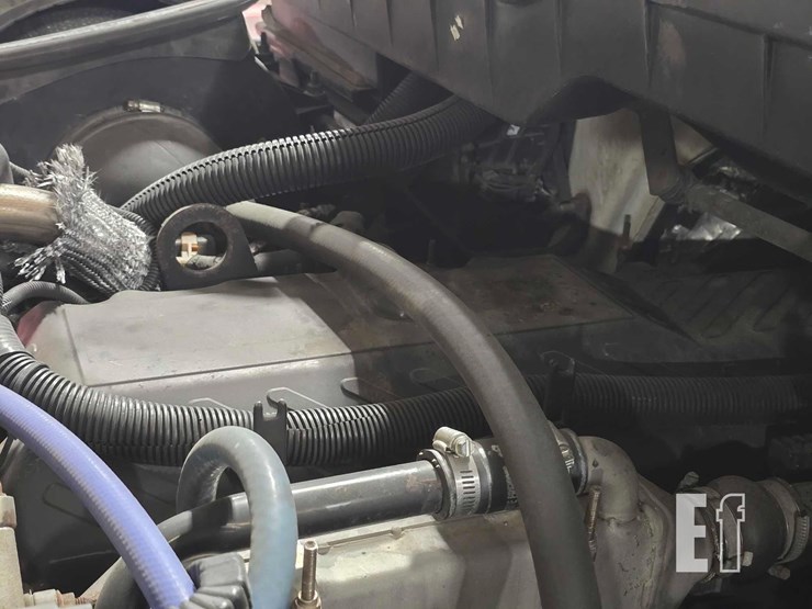 2010-international-durastar-4300-image-24