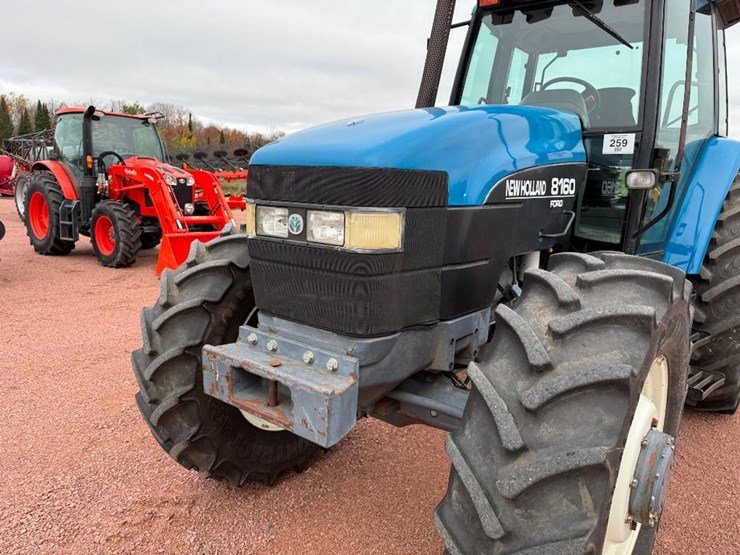 new-holland-8160-image-25
