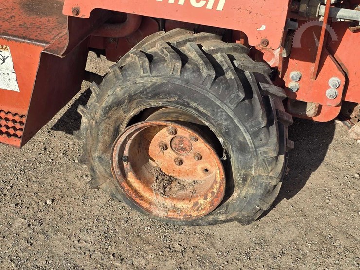 1999-ditch-witch-3700dd-image-25