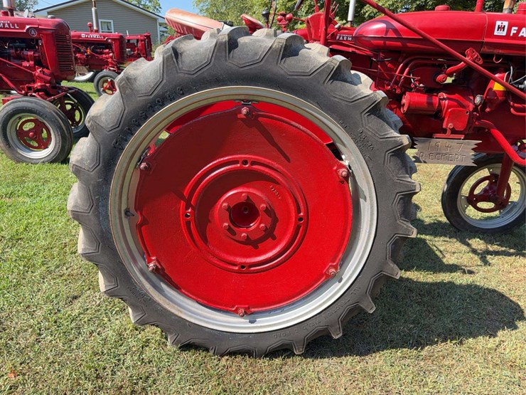 1947-farmall-av-image-19