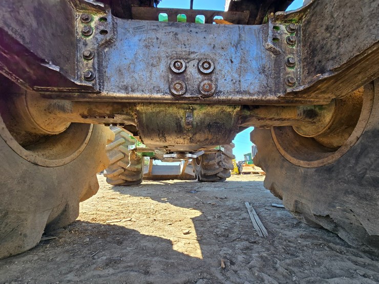 2020-john-deere-2020-image-74