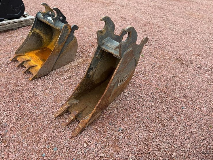 john-deere-12-image-2