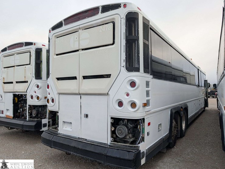 non-operable-2011-motor-coach-industries-d4500-t/a-55-passenger-bus-image-4