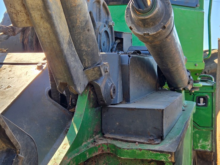 2020-john-deere-2020-image-70