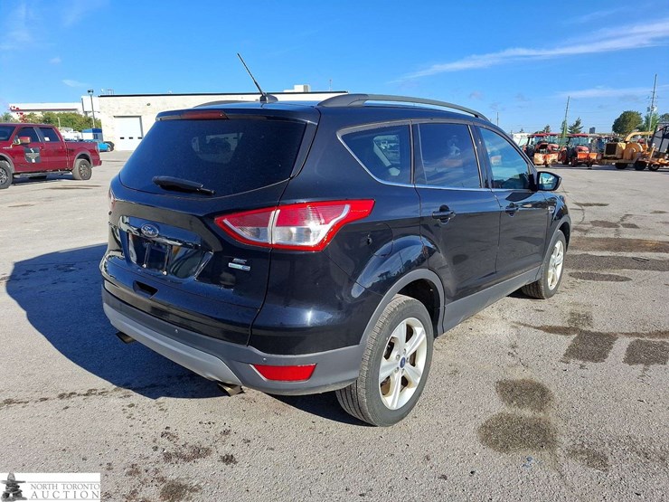 2016-ford-escape-se-4wd-image-5