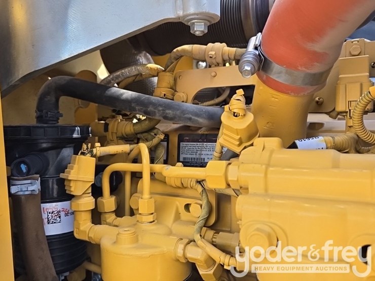 2022-deere-310sl-image-46