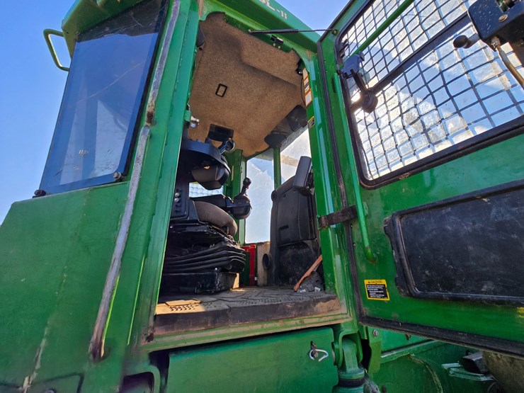 2020-john-deere-2020-image-34