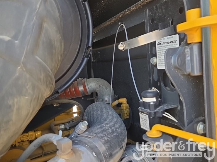 2020-deere-770gp-image-55